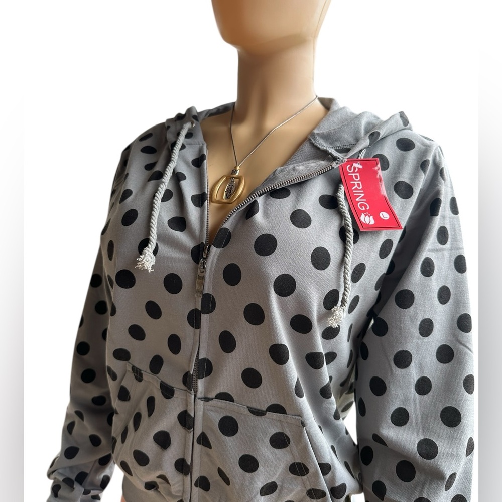 NWT Ring Gray Zip Up Hoodie Jacket with Black Dots